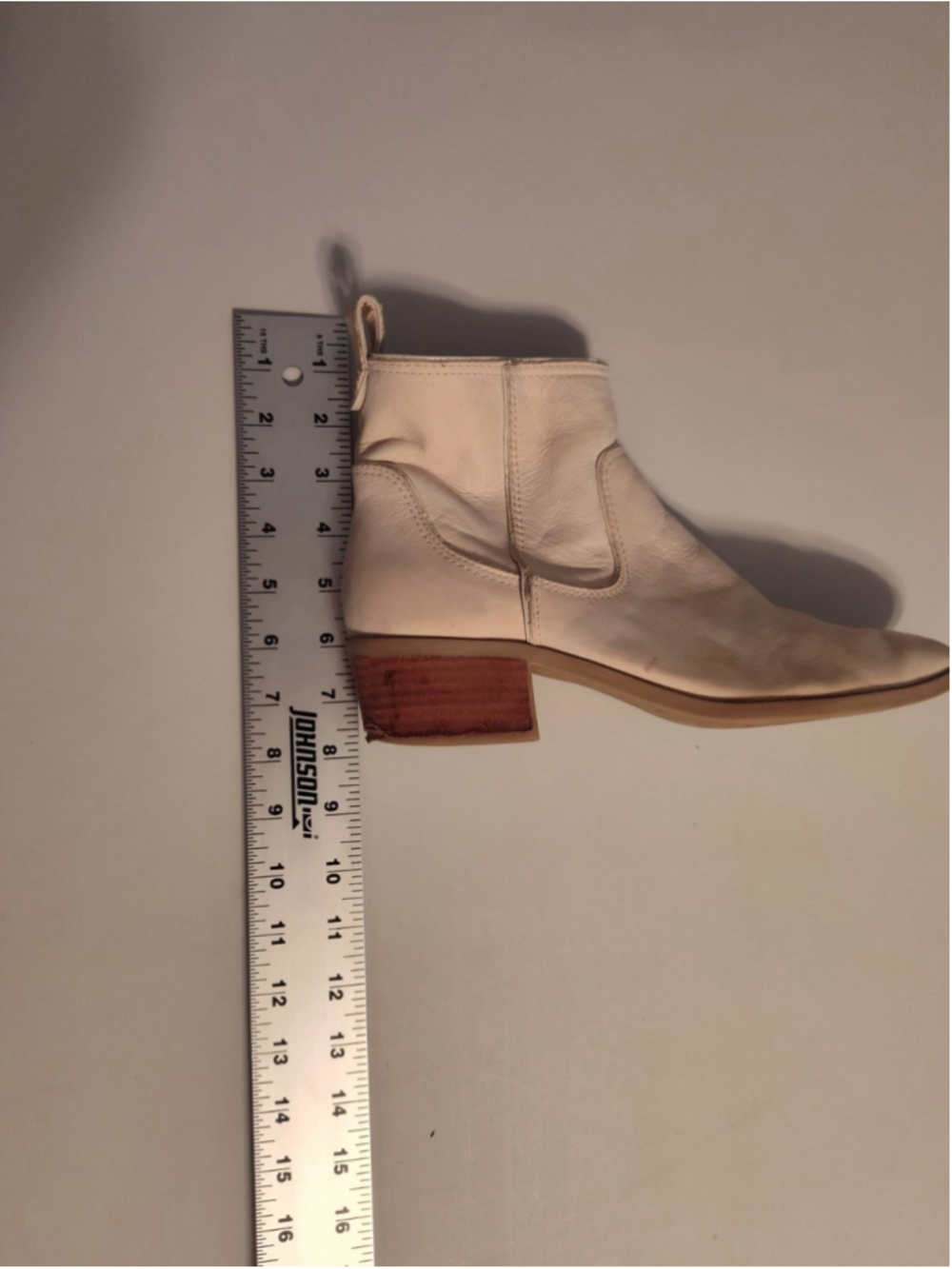 Dolce Vita Brazilian leather women's ankle boots bone color SZ 8.5 - Picture 16 of 16